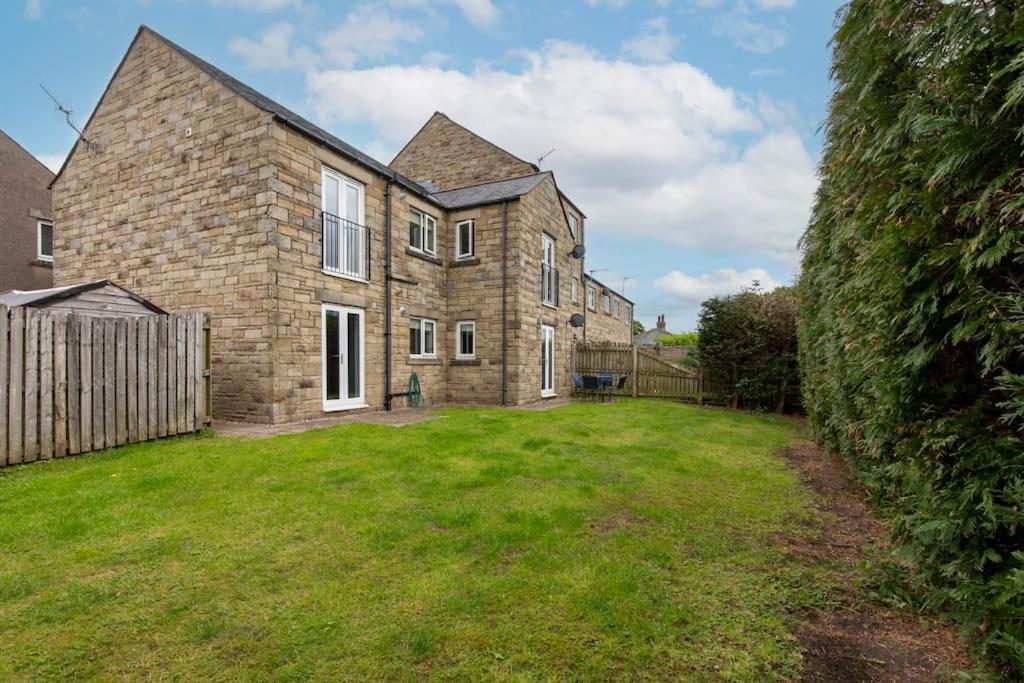Ingledale Apartment, Ingleton, Yorkshire Dales National Park, Famous Three Peaks, Near The Lake District, Pets Are Welcome Ingleton  Exterior foto