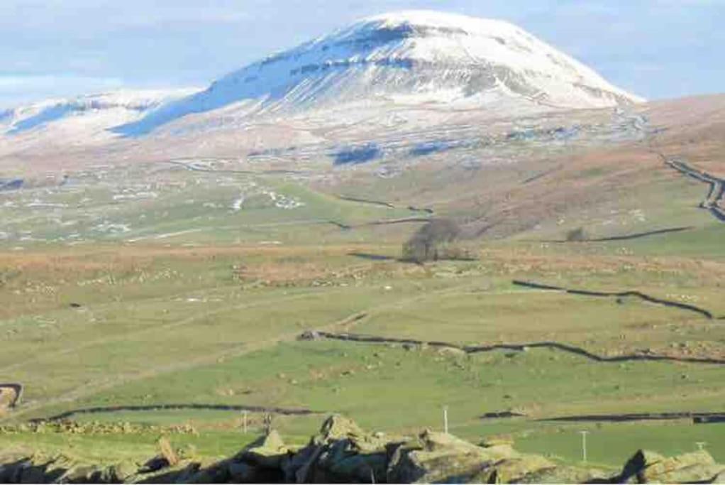 Ingledale Apartment, Ingleton, Yorkshire Dales National Park, Famous Three Peaks, Near The Lake District, Pets Are Welcome Ingleton  Exterior foto