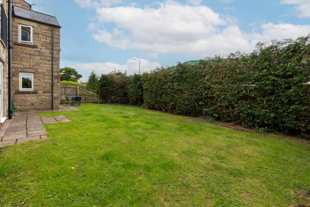 Ingledale Apartment, Ingleton, Yorkshire Dales National Park, Famous Three Peaks, Near The Lake District, Pets Are Welcome Ingleton  Exterior foto