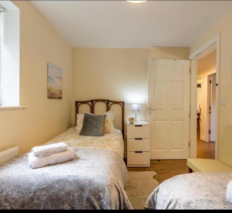 Ingledale Apartment, Ingleton, Yorkshire Dales National Park, Famous Three Peaks, Near The Lake District, Pets Are Welcome Ingleton  Exterior foto